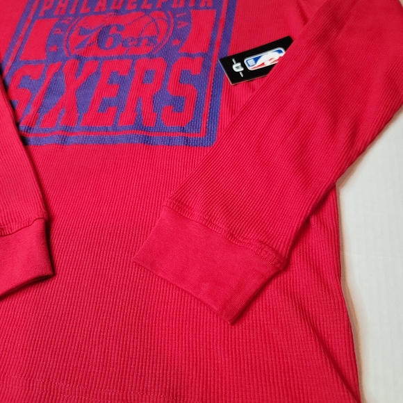 Philadelphia 76ers Red Thermal Shirt UNK NBA Long Sleeve Waffle Knit Men Medium. - Picture 2 of 6